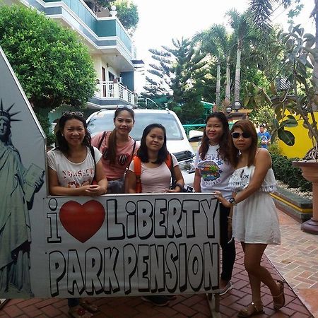 Liberty Park Pension Puerto Princesa Eksteriør billede
