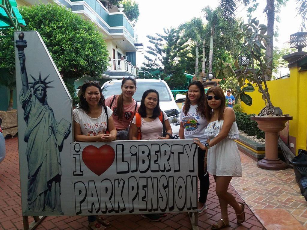 Liberty Park Pension Puerto Princesa Eksteriør billede