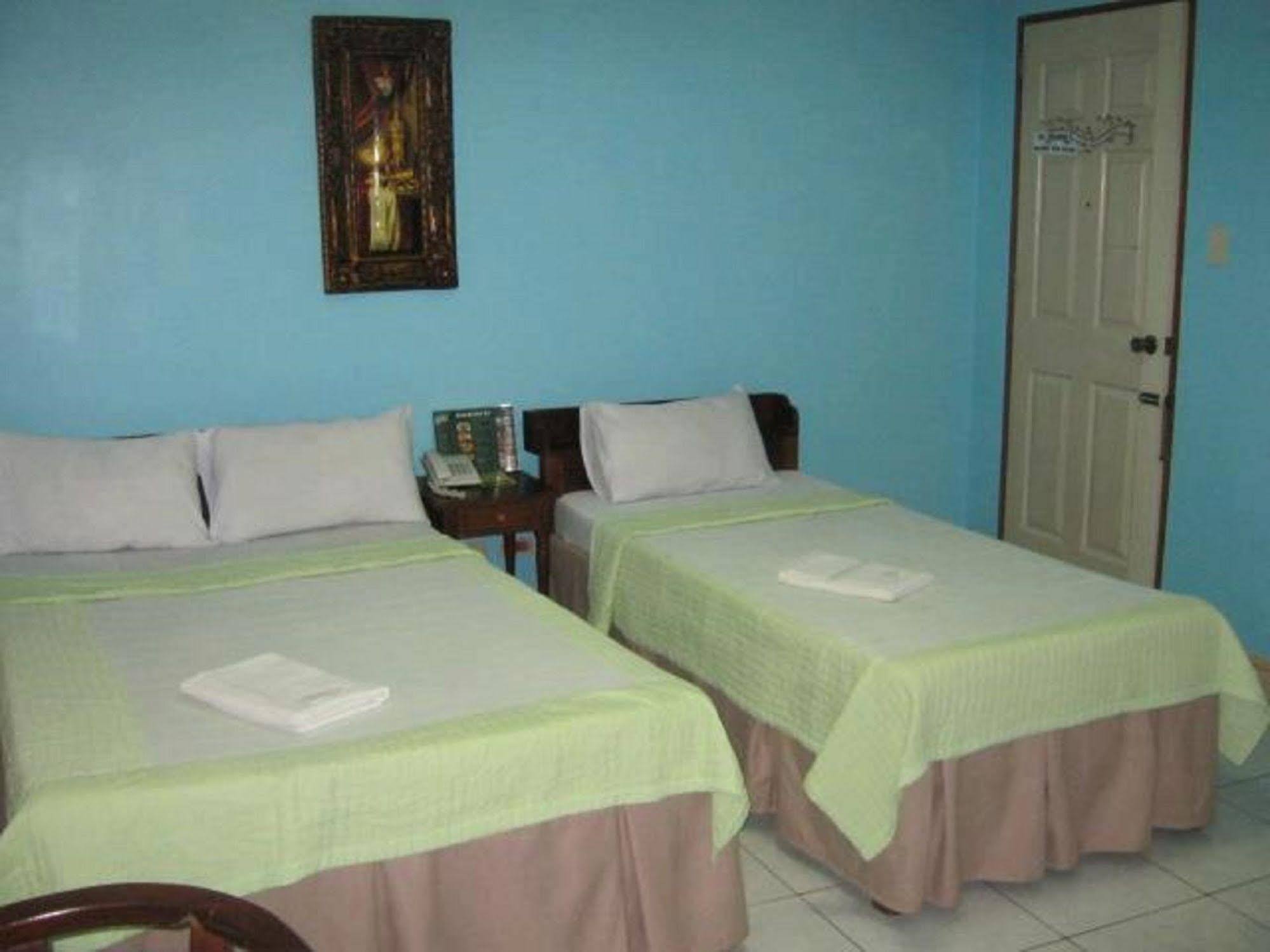 Liberty Park Pension Puerto Princesa Eksteriør billede