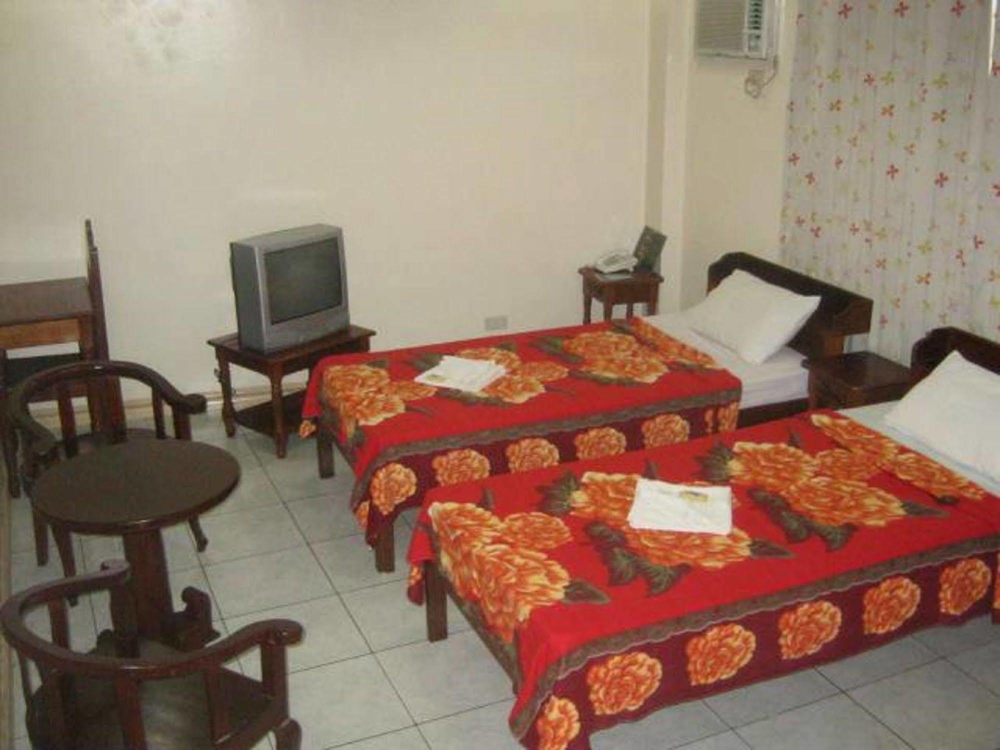 Liberty Park Pension Puerto Princesa Eksteriør billede
